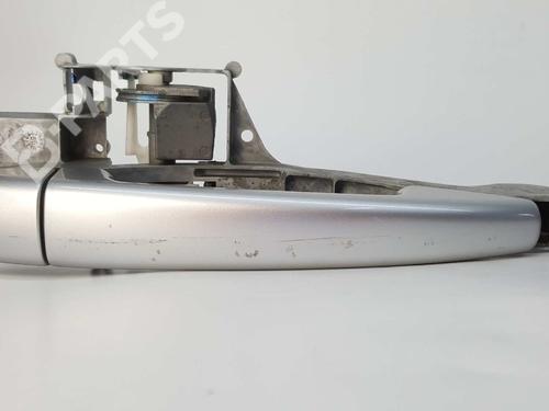 Używane Klamka zewnętrzna drzwi przednich prawych PEUGEOT PARTNER Box Body/MPV 1.6 HDi (109 hp) 9587829