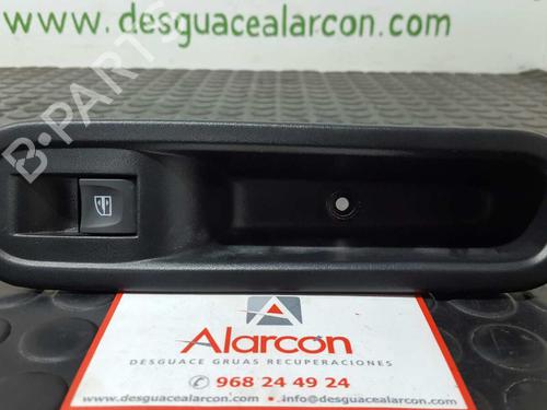 Used Right front window switch RENAULT TWINGO III (BCM_, BCA_) 0.9 TCe 90 (BCM9, BCM2) (90 hp) 2772174