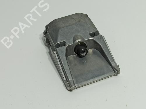 BP27581577E14 main image