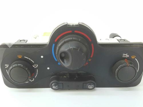 Used Climate control RENAULT CLIO III (BR0/1, CR0/1) 1.5 dCi (75 hp) 3283514