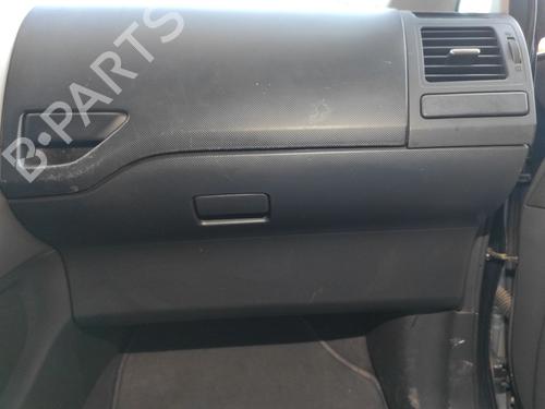 glove-box-toyota-auris-_e15_-2006-2007-2008-2009-2010-2011-2012-2013-34604185 main image