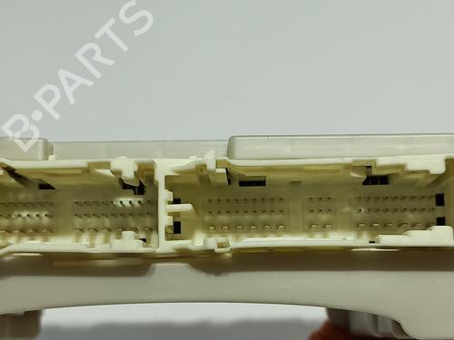 Fuse box TOYOTA YARIS (_P13_) 1.0 (KSP130_, KSP130) | BP18021412E1 
