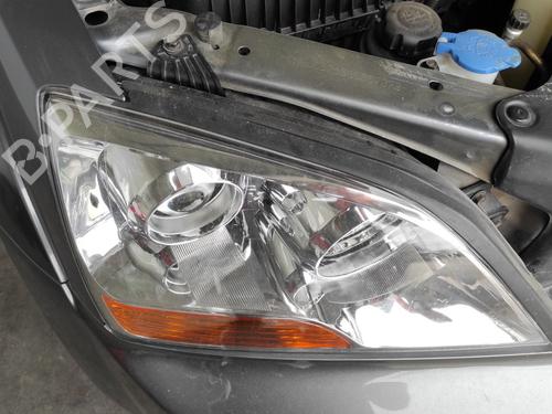 Right headlight KIA SORENTO I (JC) 2.5 CRDi | BP26669686C29 