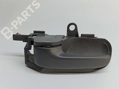 Venstre bagtil invendig håndtag PEUGEOT 107 (PM_, PN_) 1.0 (68 hp) 7008836