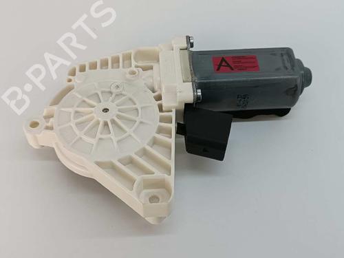 Used Right front window motor MERCEDES-BENZ CLA Coupe (C117) CLA 200 CDI / d (117.308) (136 hp) 10775711