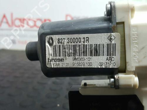 Rudehejsemotor bagstkærm højre RENAULT MEGANE III Hatchback (BZ0/1_, B3_) 1.5 dCi | BP2757993E22