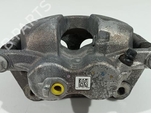 Right front brake caliper MERCEDES-BENZ GLB (X247) GLB 200 d (247.612) | BP24845089M104 