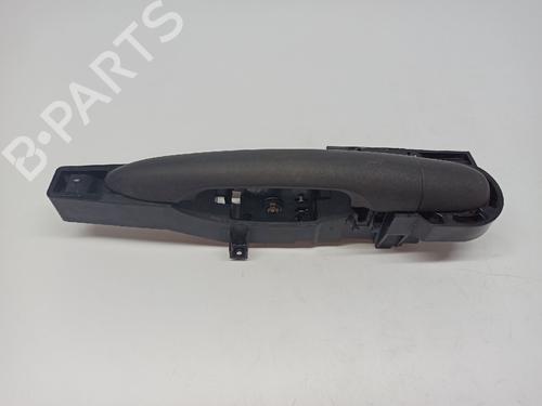 Used Front right exterior door handle Front right exterior door handle 11385796 11385796