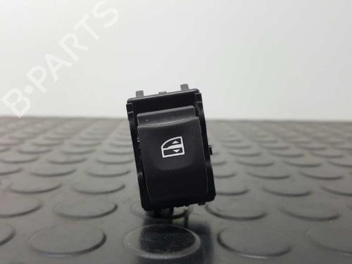 Høyre bak elrute bryter RENAULT MEGANE IV Hatchback (B9A/M/N_) 1.2 TCe 130 (B9MR) (130 hp) 2770164