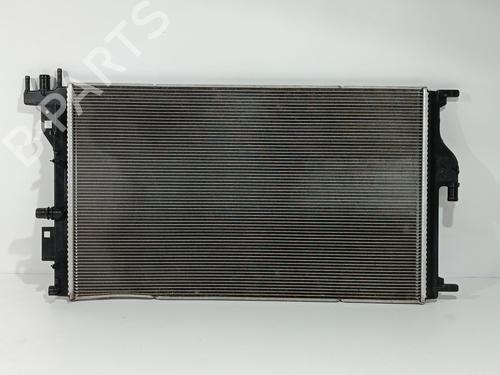 Used Water radiator Water radiator 38016312 38016312