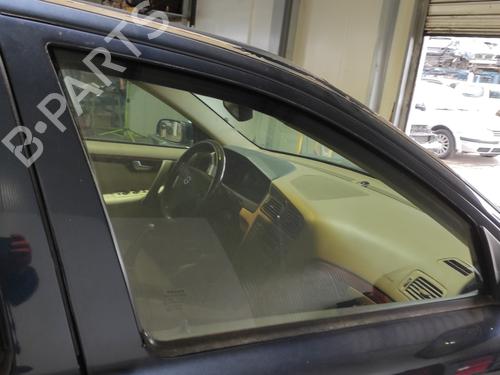 front-right-door-window-volvo-s60-i-384-2000-2001-2002-2003-2004-2005-2006-2007-2008-2009-2010-23953494 main image