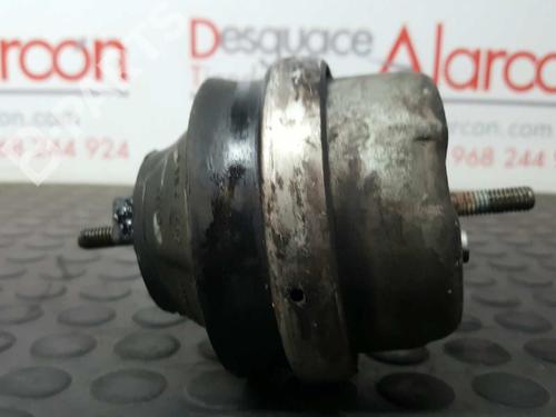 Apoio do motor AUDI A4 B5 Avant (8D5) 1.9 Hybrid (90 hp) 8D0199379A | 8D0199379E