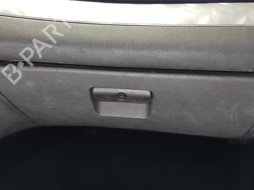 glove-box-bmw-3-coupe-e46-320-ci-1998-1999-2000-2001-2002-2003-2004-2005-2006-15830406 main image