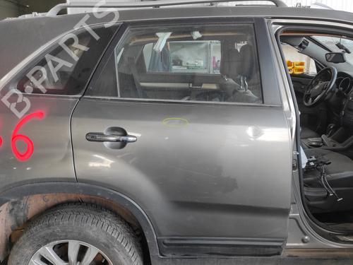Used Right rear door KIA SORENTO II (XM) 2.2 CRDi (197 hp) 23953238