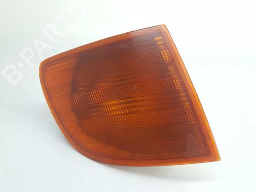 Blinker vorne rechts für MERCEDES-BENZ VITO Van (W638) [1997-2003]  4247745