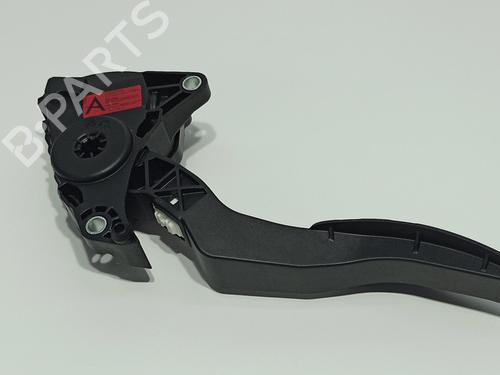 Used Pedal NISSAN X-TRAIL III (T32_, T32R, T32RR) 1.6 dCi (T32) (130 hp) 17097130