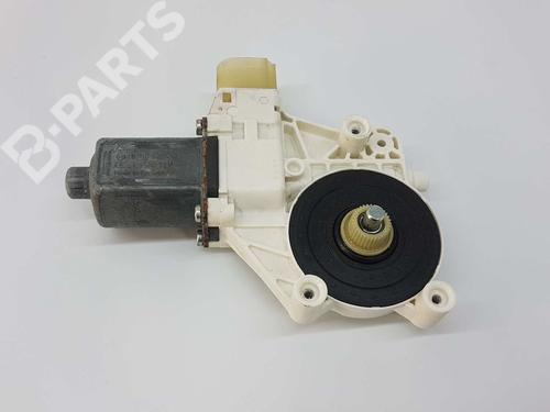 Used Left front window motor BMW 3 Convertible (E93) 330 i (258 hp) 8189771