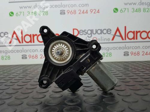 Used Right rear window motor MERCEDES-BENZ B-CLASS Sports Tourer (W246, W242) B 200 CDI (246.201) (136 hp) 2772267