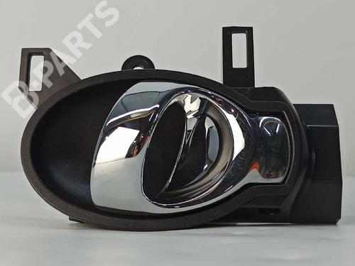 Venstre foran invendig håndtak NISSAN JUKE (F15) 1.5 dCi (110 hp) 10656946