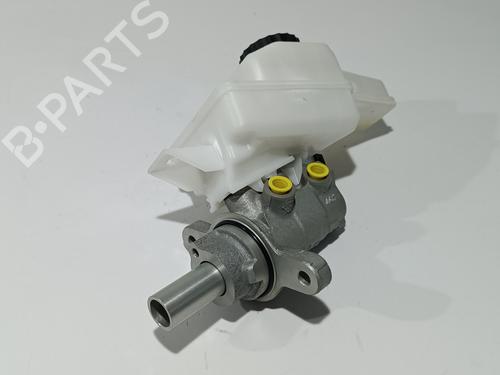Used Brake master cylinder TOYOTA YARIS (_P21_, _PA1_, _PH1_) 1.5 Hybrid (MXPH10, MXPH11) (116 hp) 31031318