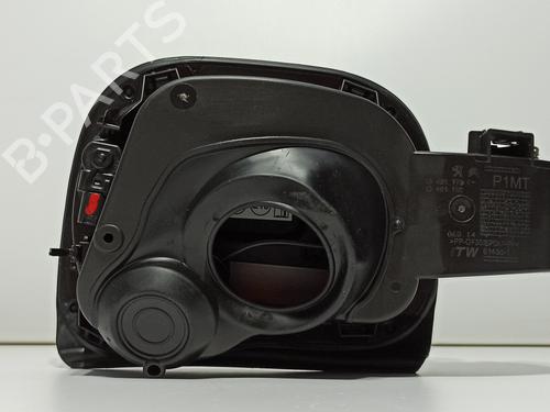 Fuel flap CITROËN C3 AIRCROSS II (2R_, 2C_) 1.2 PureTech 110 (2RHNZB, 2RHNZW, 2RHNPX, 2RHNPJ) | BP21546770C131 