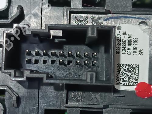 Left front window switch PEUGEOT 208 II (UB_, UP_, UW_, UJ_) e-208 | BP20163338I27