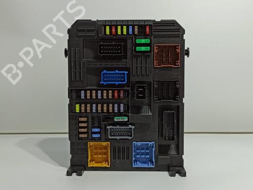 Used Fuse box PEUGEOT 3008 II SUV (MC_, MR_, MJ_, M4_) 1.2 THP/ PureTech 130 (MRHNSM, MRHNSU, MRHNSJ, MRHNYW,... (131 hp) 13923036