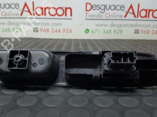 Right front window switch PEUGEOT 307 (3A/C) 2.0 HDi 90 | BP2739767I26