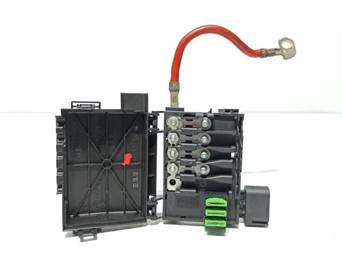 Fuse box SEAT LEON (1M1)  | BP19037930E1 