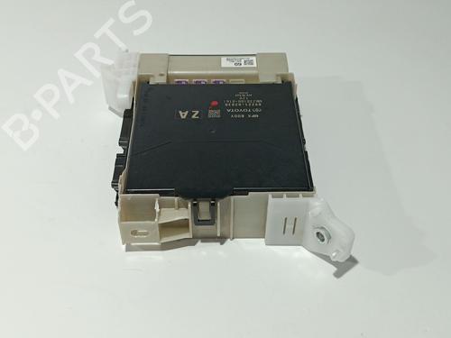 Fuse box TOYOTA COROLLA Hatchback (_E21_, _EA1_, _EH1_) 1.8 Hybrid (ZWE211) | BP37243368E1 - Image 4