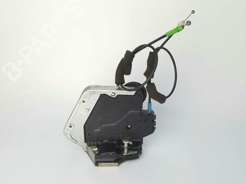 Rear right lock LEXUS RX (MCU15) 300 (MCU10_, MCU10R) 6905060070