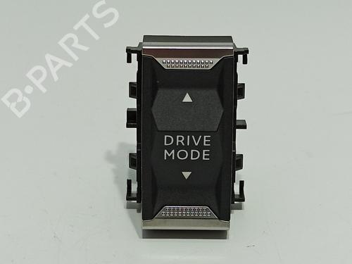 Used Switch PEUGEOT 3008 II SUV (MC_, MR_, MJ_, M4_) 1.5 BlueHDi 130 (131 hp) 18926814