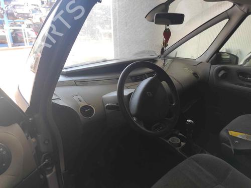 Venstre Baklys RENAULT ESPACE IV (JK0/1_) 2.2 dCi (JK0H) | BP7883863C34 