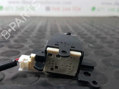 Switch LEXUS IS II (_E2_) 220d (ALE20) | BP11730232I30