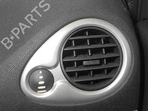 air-vent-renault-clio-iii-br01-cr01-2005-2006-2007-2008-2009-2010-2011-2012-2013-2014-30333642 main image