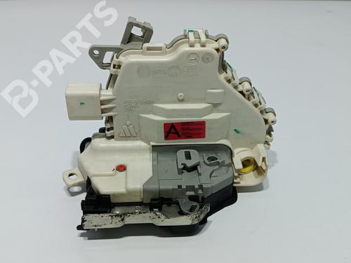 Türschloss links vorne AUDI A4 B8 (8K2) 2.0 TDI (136 hp) 8J1837015E | 8J1837015C