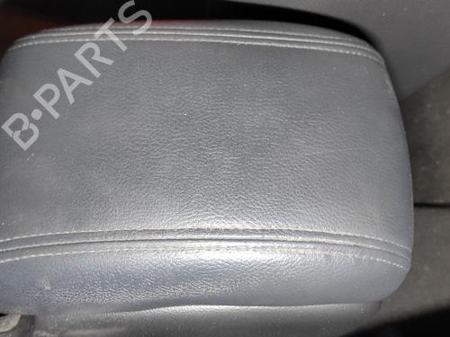 armrest-center-console-chevrolet-epica-kl1_-20-d-2004-2005-2006-2007-2008-2009-2010-2011-18078276 main image