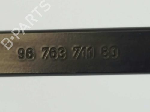 Front windshield wiper arm CITROËN C4 Grand Picasso II (DA_, DE_) 1.6 BlueHDi 120 | BP8110751C143 