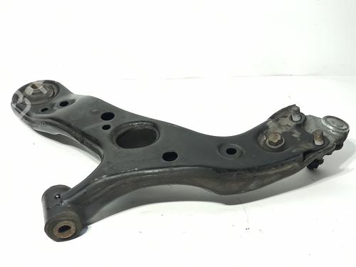Right front suspension arm TOYOTA AURIS (_E15_) 1.4 D-4D (NDE150_, NDE150R) | BP22521981M13