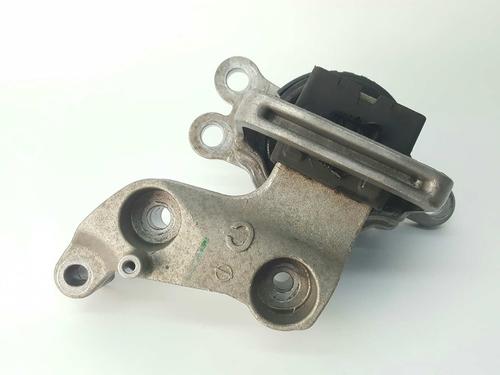 Used Engine mount NISSAN QASHQAI II (J11, J11_) [2013-2026]  10264848