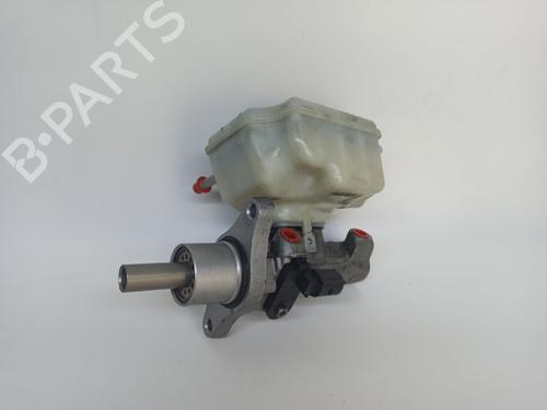 Used Brake master cylinder VW GOLF VI (5K1) 1.4 (80 hp) 8669130