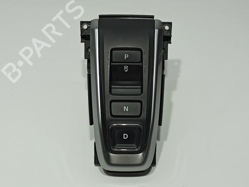 Used Shift knob HONDA CR-V V (RW_, RT_) 2.0 e-CVT Hybrid (RT5) (215 hp) 22522107