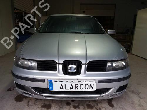 Trunk håndtak SEAT LEON (1M1) 1.6 16 V | BP6418335C132
