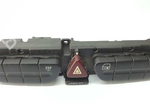 Pulsante luci di emergenza MERCEDES-BENZ C-CLASS Coupe (CL203) C 220 CDI (203.706) (143 hp) 6628074