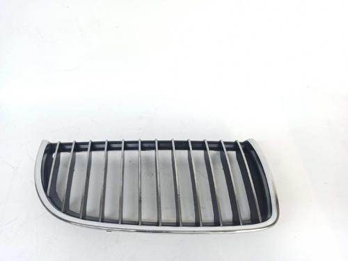 Grilles de calandre BMW 3 (E90) 320 d (177 hp) 17036389