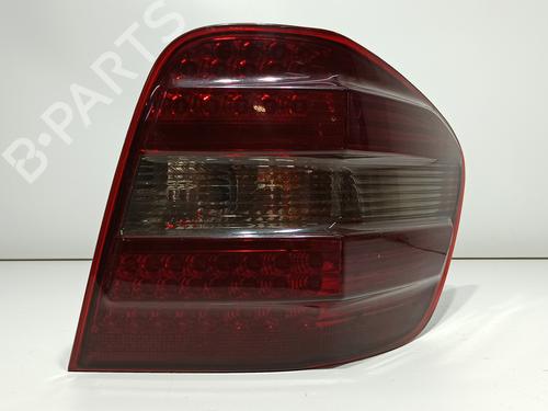 Used Right taillight MERCEDES-BENZ M-CLASS (W164) [2005-2012]  29930171
