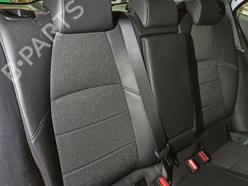 rear-seat-toyota-corolla-hatchback-_e21_-_ea1_-_eh1_-2018-16736318 main image