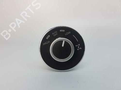 Used Switch VW TOUAREG (7LA, 7L6, 7L7) 2.5 R5 TDI (174 hp) 4720719