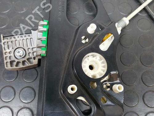 Rudehejsemekanisme Højre foran MERCEDES-BENZ E-CLASS (W211) E 320 CDI 4-matic (211.089) | BP2740627C23 