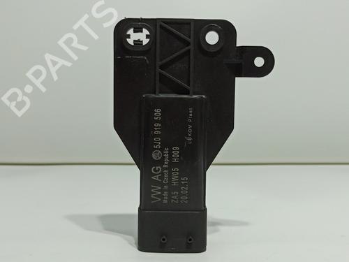 Used Electronic module SEAT IBIZA IV (6J5, 6P1) 1.2 TSI (86 hp) 15189412